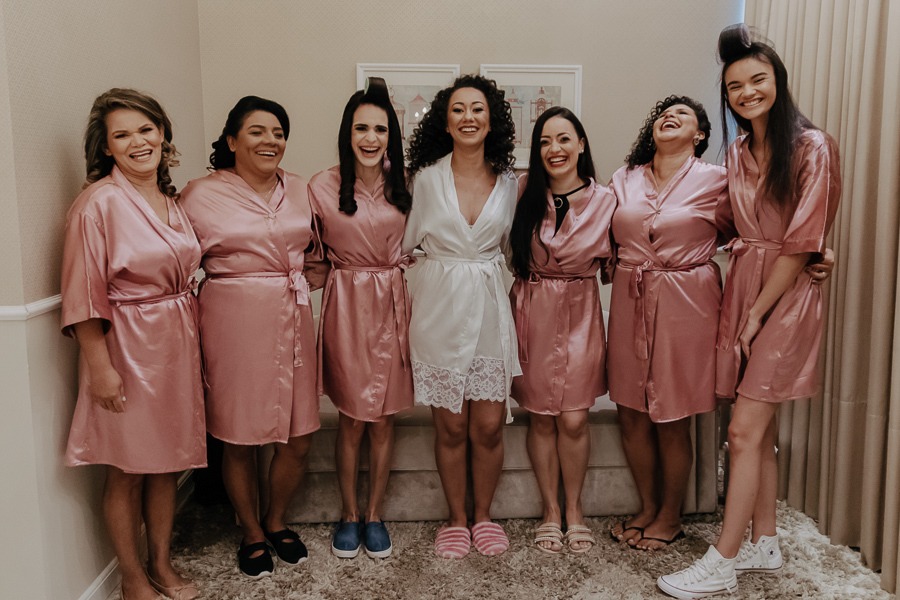 MAKING OF DA NOIVA GEISI REALIZADO NO STUDIO ELAISA CAMILO EM MARINGA NO PARANA E FOTOGRAFADO POR ALINE DREHER