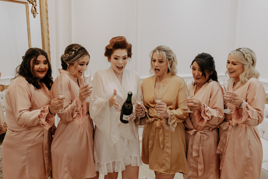 MAKING OF DA PREPARACAO DA NOIVA MAYARA REALIZADO NO SALAO DE BELEZA MUZA BEAUTY CO EM MARINGA NO PARANA E FOTOGRAFADO POR LUCAS DREHER E ALINE DREHER