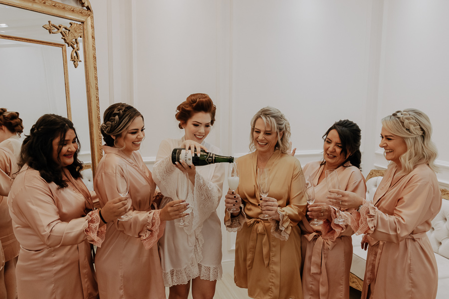 MAKING OF DA PREPARACAO DA NOIVA MAYARA REALIZADO NO SALAO DE BELEZA MUZA BEAUTY CO EM MARINGA NO PARANA E FOTOGRAFADO POR LUCAS DREHER E ALINE DREHER