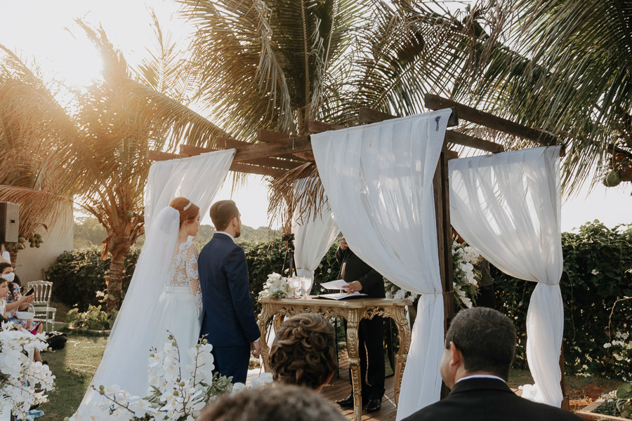 CERIMONIA DE CASAMENTO AO AR LIVRE REALIZADO NA CHACARA ALLAN DE EM IGUATEMI NO PARANA E FOTOGRAFADO POR LUCAS DREHER E ALINE DREHER COM ASSESSORIA DA MF EVENTOS