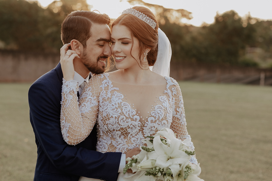 CERIMONIA DE CASAMENTO AO AR LIVRE REALIZADO NA CHACARA ALLAN DE EM IGUATEMI NO PARANA E FOTOGRAFADO POR LUCAS DREHER E ALINE DREHER COM ASSESSORIA DA MF EVENTOS