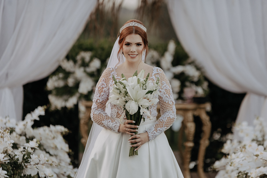 CERIMONIA DE CASAMENTO AO AR LIVRE REALIZADO NA CHACARA ALLAN DE EM IGUATEMI NO PARANA E FOTOGRAFADO POR LUCAS DREHER E ALINE DREHER COM ASSESSORIA DA MF EVENTOS