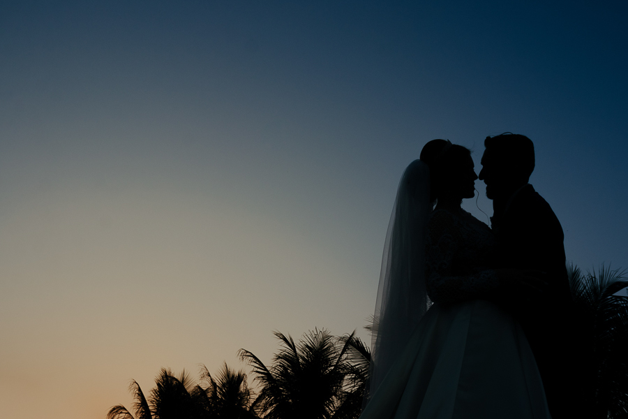 CERIMONIA DE CASAMENTO AO AR LIVRE REALIZADO NA CHACARA ALLAN DE EM IGUATEMI NO PARANA E FOTOGRAFADO POR LUCAS DREHER E ALINE DREHER COM ASSESSORIA DA MF EVENTOS