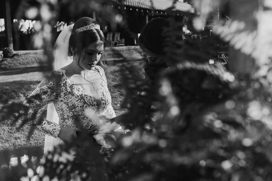 CERIMONIA DE CASAMENTO AO AR LIVRE REALIZADO NA CHACARA ALLAN DE EM IGUATEMI NO PARANA E FOTOGRAFADO POR LUCAS DREHER E ALINE DREHER COM ASSESSORIA DA MF EVENTOS