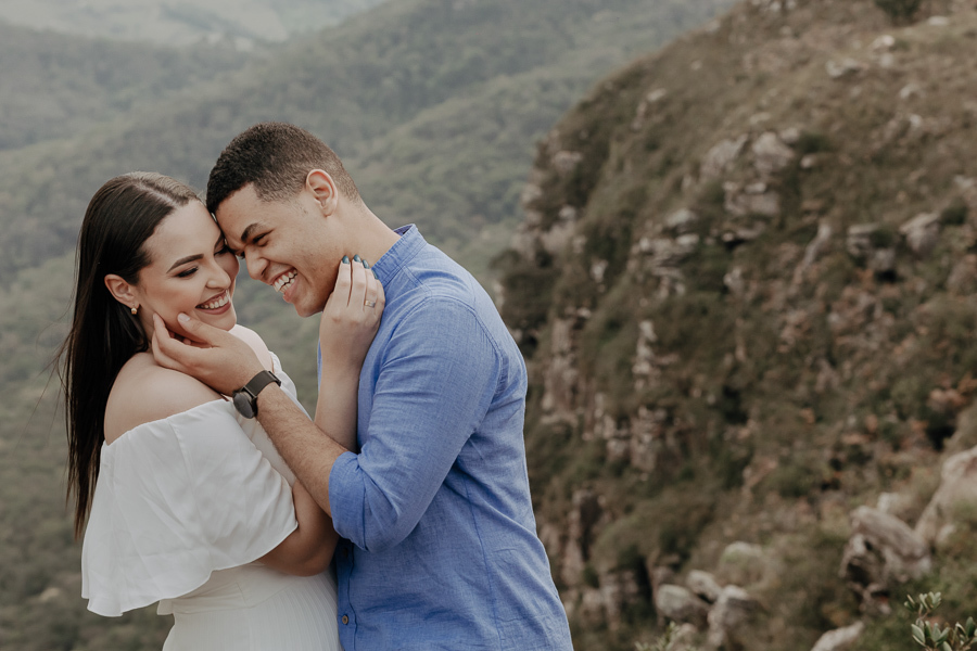 ENSAIO PRE WEDDING REALIZADO NO MORRO DA PEDRA BRANCA EM ORTIGUEIRA PARANA E FOTOGRAFADO POR LUCAS DREHER