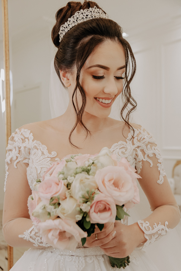 DIA DA NOIVA REALIZADO NO SALAO DE BELEZA MUZA BEAULTY EM MARINGA PARANA E FOTOGRAFADO POR ALINE DREHER