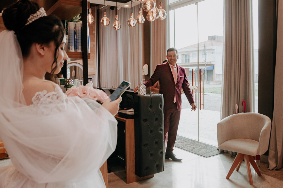 DIA DA NOIVA REALIZADO NO SALAO DE BELEZA MUZA BEAULTY EM MARINGA PARANA E FOTOGRAFADO POR ALINE DREHER