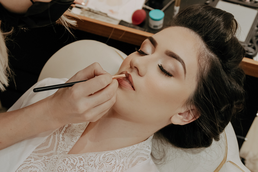 DIA DA NOIVA REALIZADO NO SALAO DE BELEZA MUZA BEAULTY EM MARINGA PARANA E FOTOGRAFADO POR ALINE DREHER