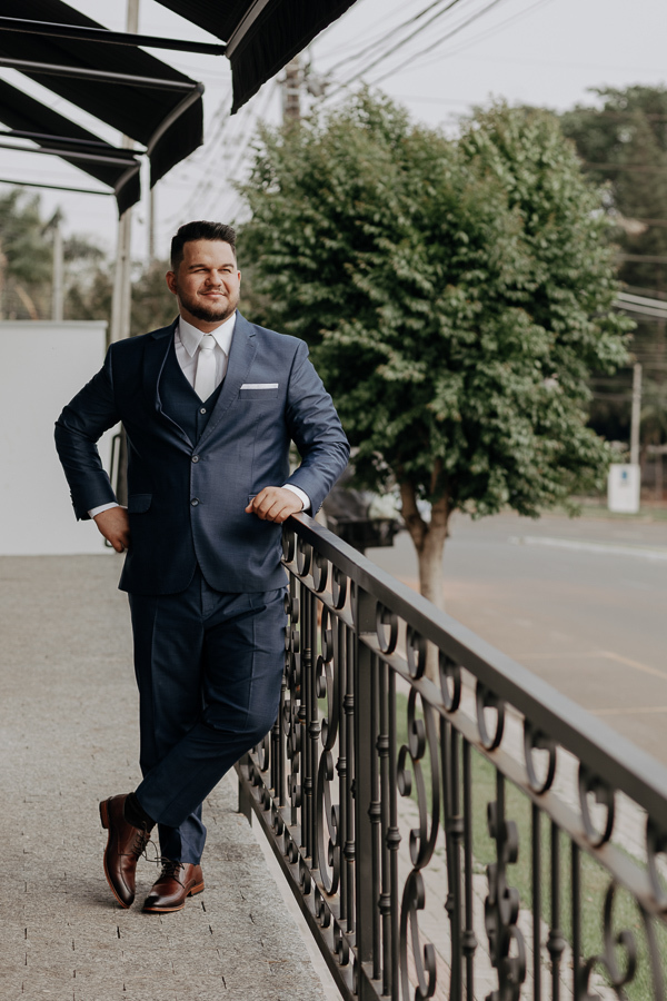 PREPARACAO DO NOIVO REALIZADO NA BARBEARIA EAR BARBER EM MARINGA PARANA E FOTOGRAFADO POR LUCAS DREHER