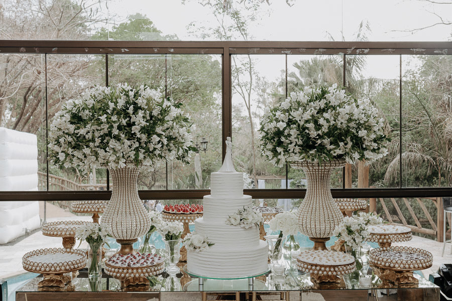 DECORACAO DE CASAMENTO AO AR LIVRE REALIZADO POR MARINGA DECORACOES NO RECANTO PARAISO EM MARINGA NO PARANA