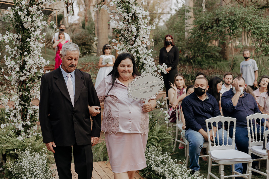 CERIMONIA DE CASAMENTO DURANTE O DIA REALIZADO NO RECANTO PARAISO EM MARINGA NO PARANA E FOTOGRAFADO POR LUCAS DREHER E ALINE DREHER
