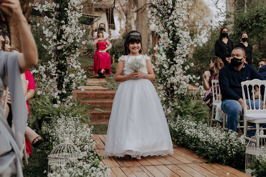 CERIMONIA DE CASAMENTO DURANTE O DIA REALIZADO NO RECANTO PARAISO EM MARINGA NO PARANA E FOTOGRAFADO POR LUCAS DREHER E ALINE DREHER