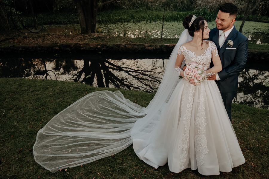ENSAIO POS CERIMÔNIA AO AR LIVRE REALIZADO NO RECANTO PARAISO EM MARINGA NO PARANA E FOTOGRAFADO POR LUCAS DREHER E ALINE DREHER
