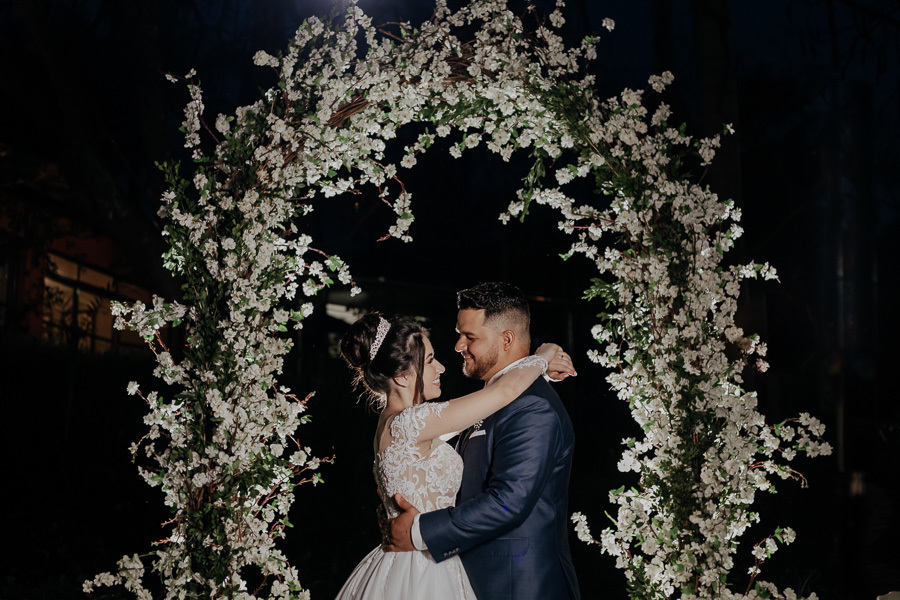 ENSAIO POS CERIMÔNIA AO AR LIVRE REALIZADO NO RECANTO PARAISO EM MARINGA NO PARANA E FOTOGRAFADO POR LUCAS DREHER E ALINE DREHER