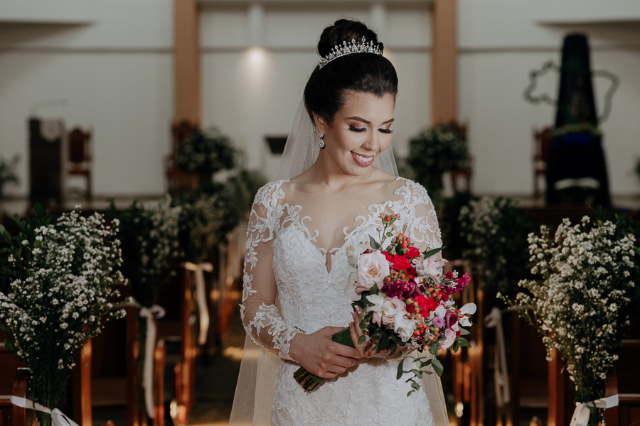 CERIMONIA DE CASAMENTO CATOLICA REALIZADA NA IGREJA SAGRADO CORACAO DE JESUS EM MARINGA PARANA E FOTOGRAFADO POR LUCAS DREHER E ALINE DREHER