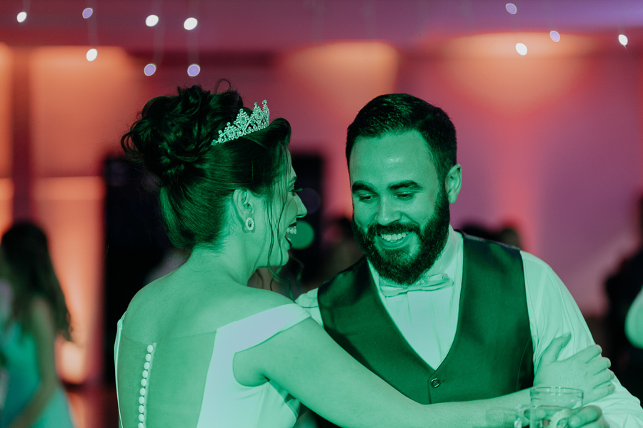 RECEPCAO DE CASAMENTO REALIZADA NA AFMM ASSOCIACAO DOS FUNCIONARIOS MUNICIPAIS DE MARINGA EM MARINGA NO PARANA E FOTOGRAFADO POR LUCAS DREHER