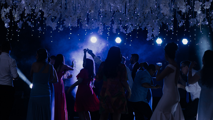 RECEPCAO DE CASAMENTO REALIZADA NA AFMM ASSOCIACAO DOS FUNCIONARIOS MUNICIPAIS DE MARINGA EM MARINGA NO PARANA E FOTOGRAFADO POR LUCAS DREHER