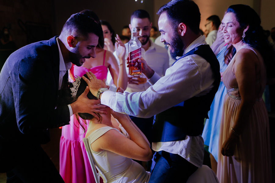 RECEPCAO DE CASAMENTO REALIZADA NA AFMM ASSOCIACAO DOS FUNCIONARIOS MUNICIPAIS DE MARINGA EM MARINGA NO PARANA E FOTOGRAFADO POR LUCAS DREHER