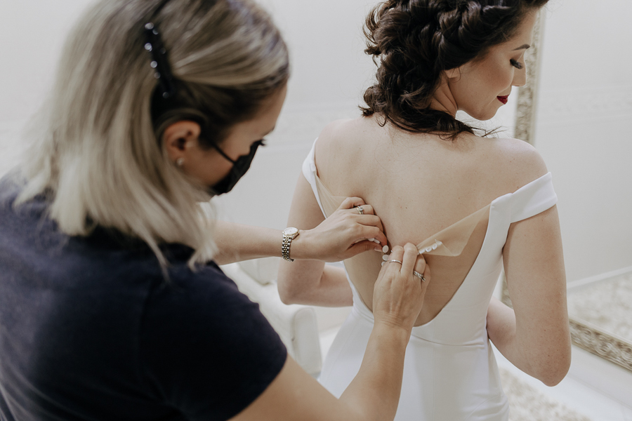 MAKING OF NOIVA TALITA REALIZADO NO STILO CABELEIREIRO EM MARINGA NO PARANA E FOTOGRAFADO POR LUCAS DREHER