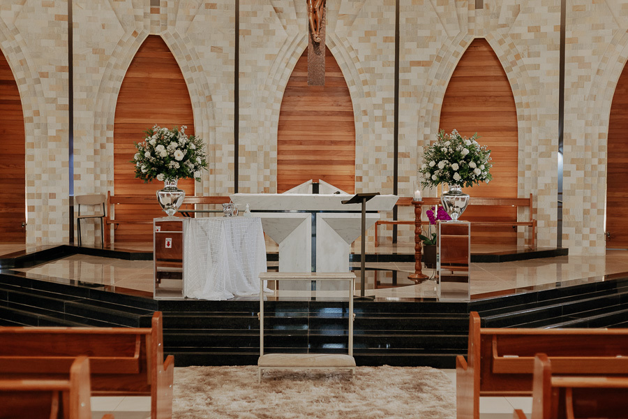 CERIMÔNIA DE CASAMENTO NA IGREJA CATÓLICA PARÓQUIA SAO MIGUEL EM MARINGA NO PARANA E FOTOGRAFADO POR LUCAS DREHER