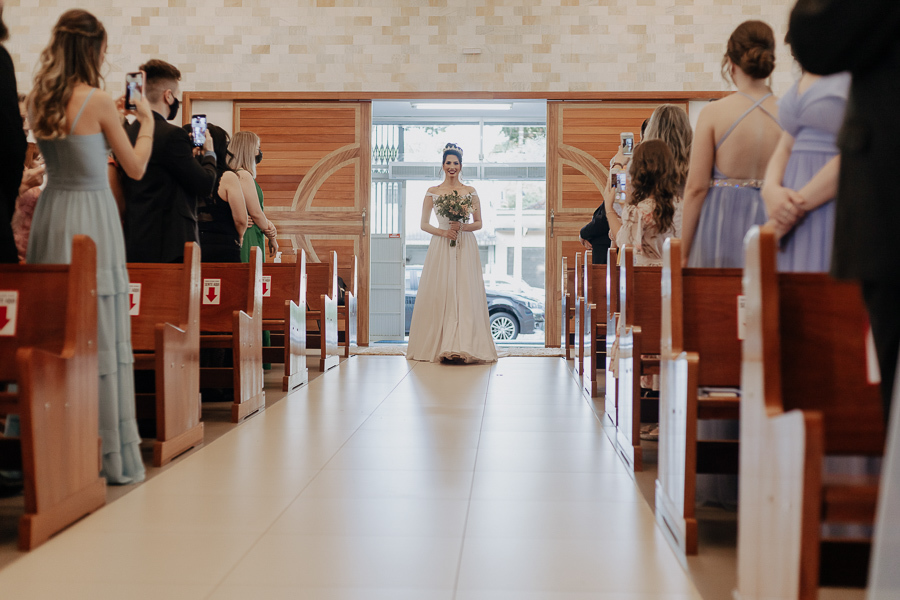 CERIMÔNIA DE CASAMENTO NA IGREJA CATÓLICA PARÓQUIA SAO MIGUEL EM MARINGA NO PARANA E FOTOGRAFADO POR LUCAS DREHER