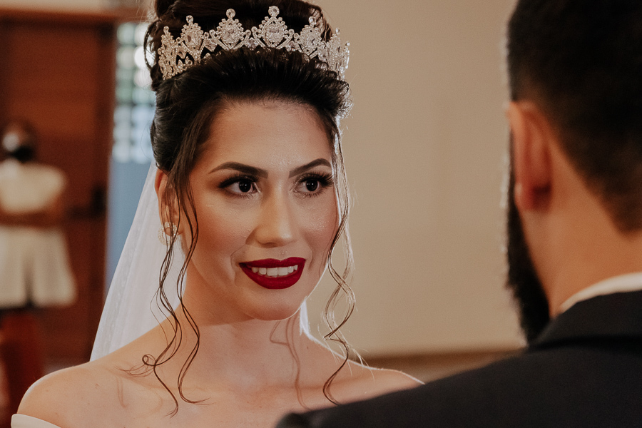 CERIMÔNIA DE CASAMENTO NA IGREJA CATÓLICA PARÓQUIA SAO MIGUEL EM MARINGA NO PARANA E FOTOGRAFADO POR LUCAS DREHER