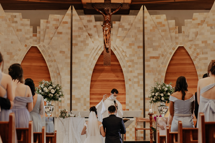 CERIMÔNIA DE CASAMENTO NA IGREJA CATÓLICA PARÓQUIA SAO MIGUEL EM MARINGA NO PARANA E FOTOGRAFADO POR LUCAS DREHER
