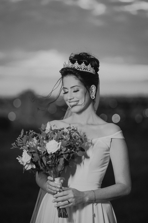 ENSAIO PÓS CERIMÔNIA REALIZADO NA IGREJA CATÓLICA PARÓQUIA SAO MIGUEL EM MARINGA NO PARANA E FOTOGRAFADO POR LUCAS DREHER