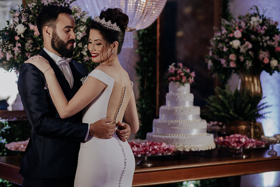 RECEPCAO DE CASAMENTO REALIZADA NA AFMM ASSOCIACAO DOS FUNCIONARIOS MUNICIPAIS DE MARINGA EM MARINGA NO PARANA E FOTOGRAFADO POR LUCAS DREHER