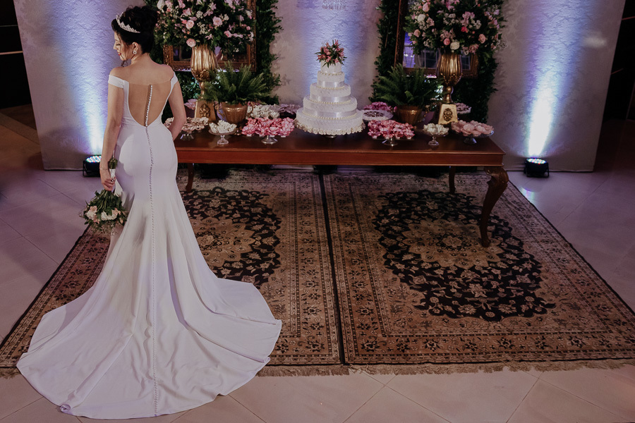 RECEPCAO DE CASAMENTO REALIZADA NA AFMM ASSOCIACAO DOS FUNCIONARIOS MUNICIPAIS DE MARINGA EM MARINGA NO PARANA E FOTOGRAFADO POR LUCAS DREHER