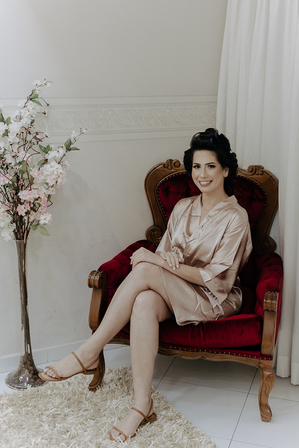 MAKING OF NOIVA TALITA REALIZADO NO STILO CABELEIREIRO EM MARINGA NO PARANA E FOTOGRAFADO POR LUCAS DREHER