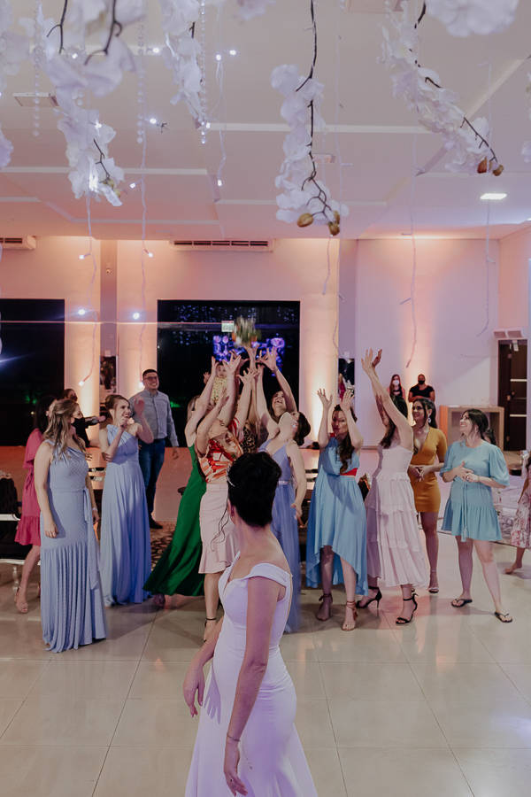 RECEPCAO DE CASAMENTO REALIZADA NA AFMM ASSOCIACAO DOS FUNCIONARIOS MUNICIPAIS DE MARINGA EM MARINGA NO PARANA E FOTOGRAFADO POR LUCAS DREHER