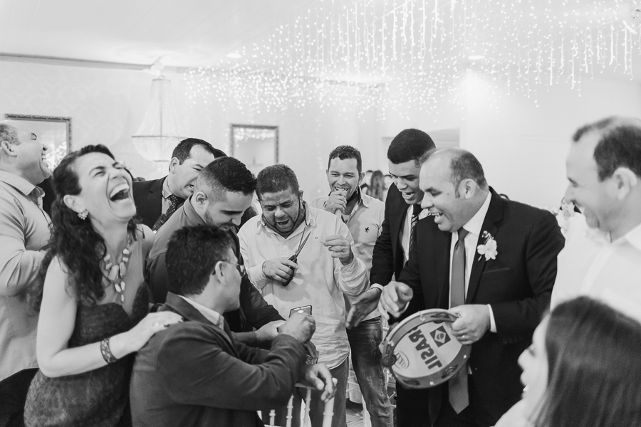 RECEPCAO DE CASAMENTO REALIZADO NO CAPIM LIMAO EM MARINGA NO PARANA 