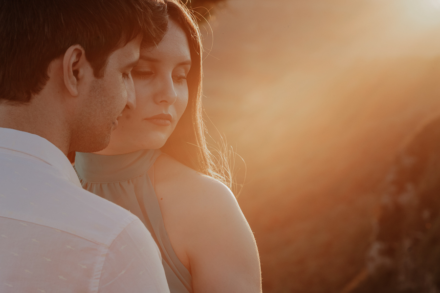ENSAIO PRE CASAMENTO REALIZADO NO MORRO DA PEDRA BRANCA EM MAUA DA SERRA NO PARANA E FOTOGRAFADO POR LUCAS DREHER E ALINE DREHER 