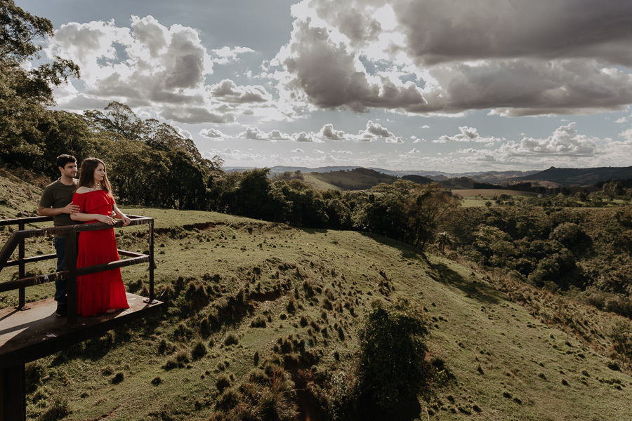 ENSAIO PRE CASAMENTO REALIZADO NA LINHA DO TREM DE ORTIGUEIRA NO PARANA E FOTOGRAFADO POR LUCAS DREHER E ALINE DREHER 