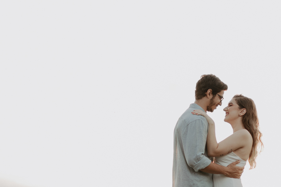 ENSAIO PRE WEDDING EM PLANTACAO DE IVATUBA PARANA E FOTOGRAFADO POR LUCAS DREHER E ALINE DREHER