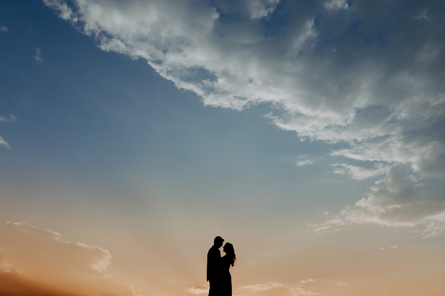 ENSAIO PRE WEDDING EM PLANTACAO DE SOJA DE IVATUBA PARANA E FOTOGRAFADO POR LUCAS DREHER E ALINE DREHER