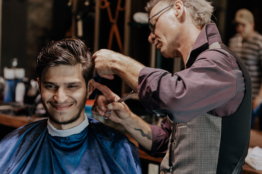 MAKING OF DA PREPARACAO DO NOIVO LUCAS REALIZADO NA BARBEARIA SR JOSE EM MARINGA PARANA E FOTOGRAFADO POR LUCAS DREHER