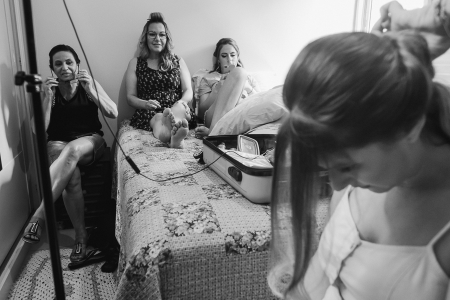 MAKING OF DA PREPARACAO DA NOIVA GABRIELA REALIZADA NO SEU PROPRIO APARTAMENTO EM MARINGA NO PARANA E FOTOGRAFADO POR ALINE DREHER