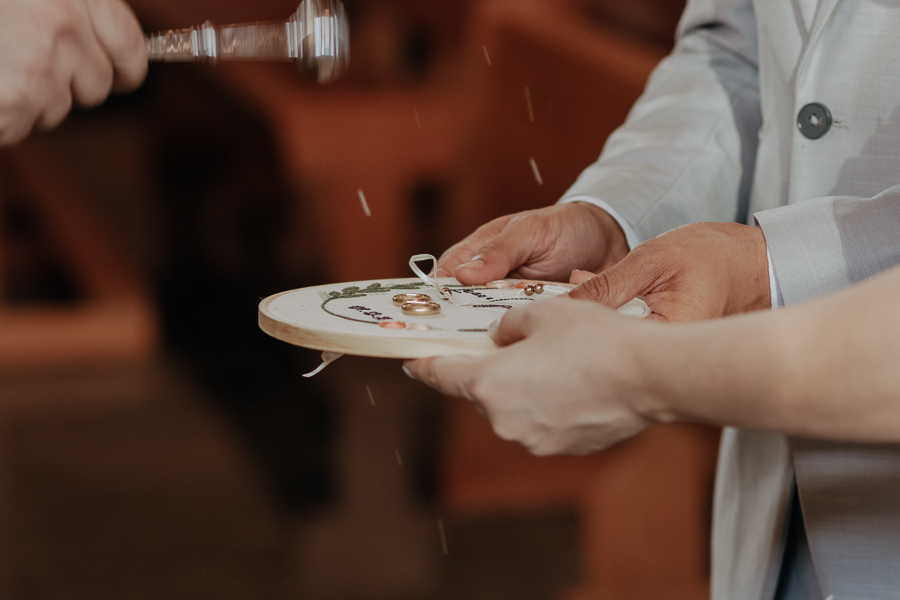 CERIMONIA DE CASAMENTO EM IGREJA CATOLIA PAROQUIA CRISTO RESSUSCITADO EM MARINGA NO PARANA E FOTOGRAFADO POR LUCAS DREHER E ALINE DREHER