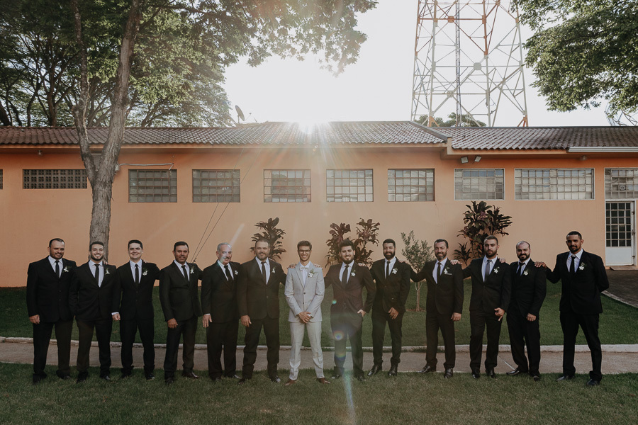 CERIMONIA DE CASAMENTO EM IGREJA CATOLIA PAROQUIA CRISTO RESSUSCITADO EM MARINGA NO PARANA E FOTOGRAFADO POR LUCAS DREHER E ALINE DREHER