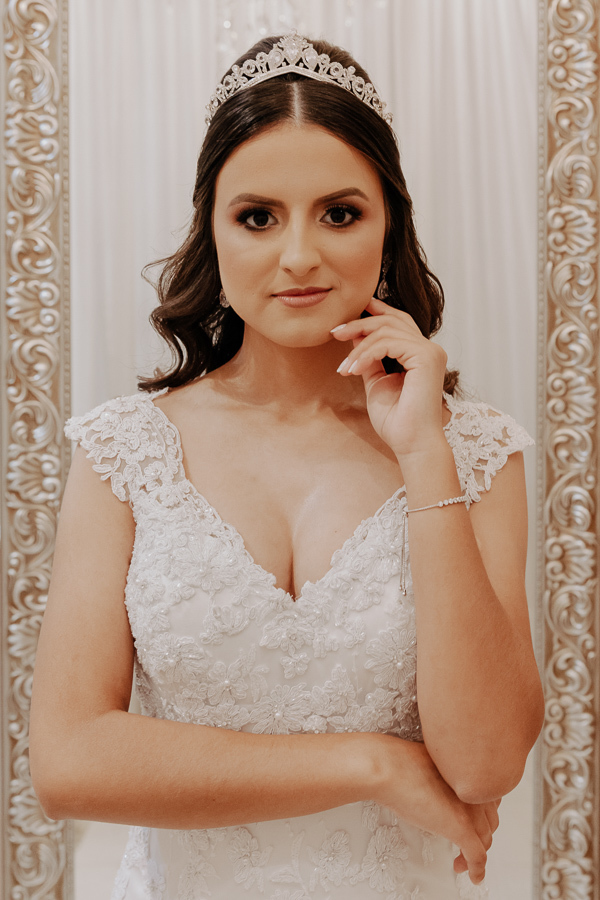 PREPARACAO DE NOIVA REALIZADO NO ESTUDIO ELAISA CAMILO EM MARINGA NO PARANA E FOTOGRAFADO POR ALINE DREHER MAKING OF NOIVA