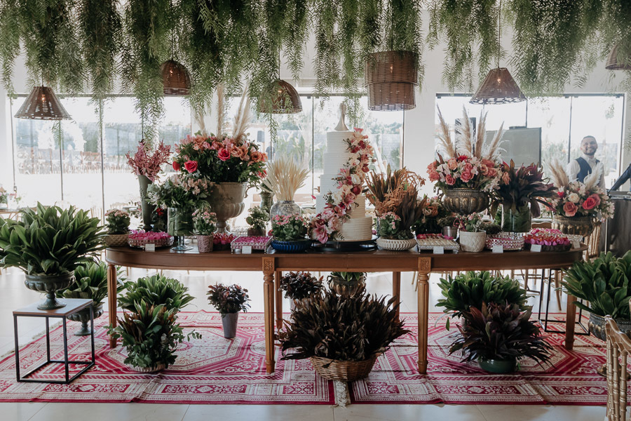 DECORAÇÃO DE RECEPCAO DE CASAMENTO NO ESTILO BOHO REALIZADO NO SALAO DE EVENTOS LALINDA EM SAO DOMINGOS MARINGA PARANA