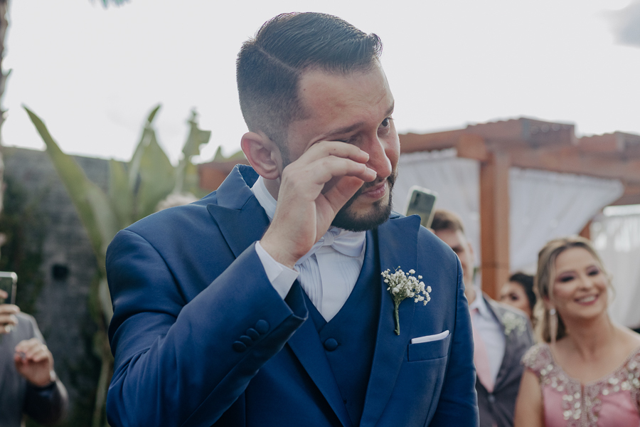CERIMONIA DE CASAMENTO AO AR LIVRE NO FINAL DA TARDE E POR DO SOL REALIZADO NO SALAO LALINDA EVENTOS EM SAO DOMINGOS PARANA E FOTOGRAFADO POR LUCAS DREHER E ALINE DREHER