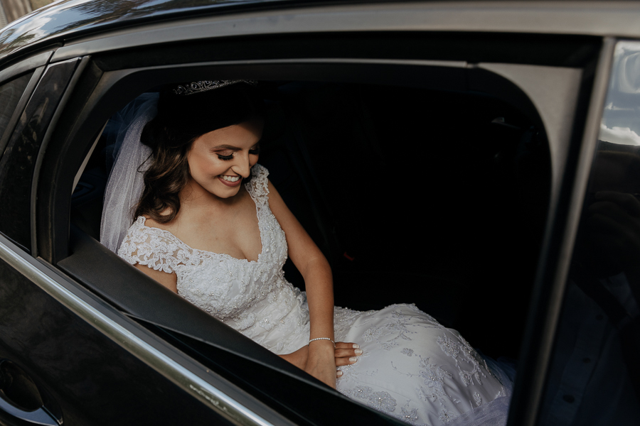 CERIMONIA DE CASAMENTO AO AR LIVRE NO FINAL DA TARDE E POR DO SOL REALIZADO NO SALAO LALINDA EVENTOS EM SAO DOMINGOS PARANA E FOTOGRAFADO POR LUCAS DREHER E ALINE DREHER