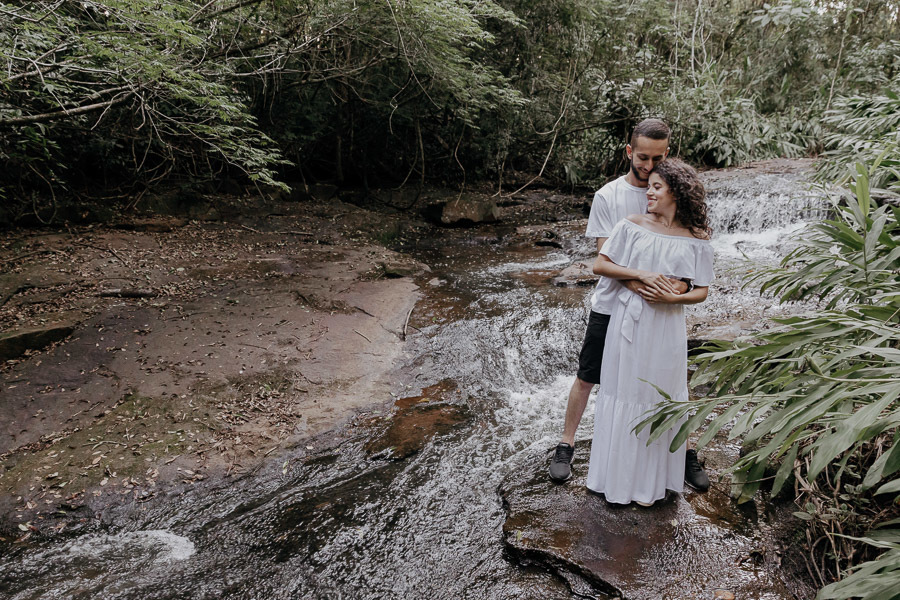ENSAIO DE CASAL REALIZADO EM AFRC - Acampamento Fazenda Retiro Cristão EM CAMPO MOURAO PARANA E FOTOGRAFADO POR LUCAS DREHER  E ALINE DREHER