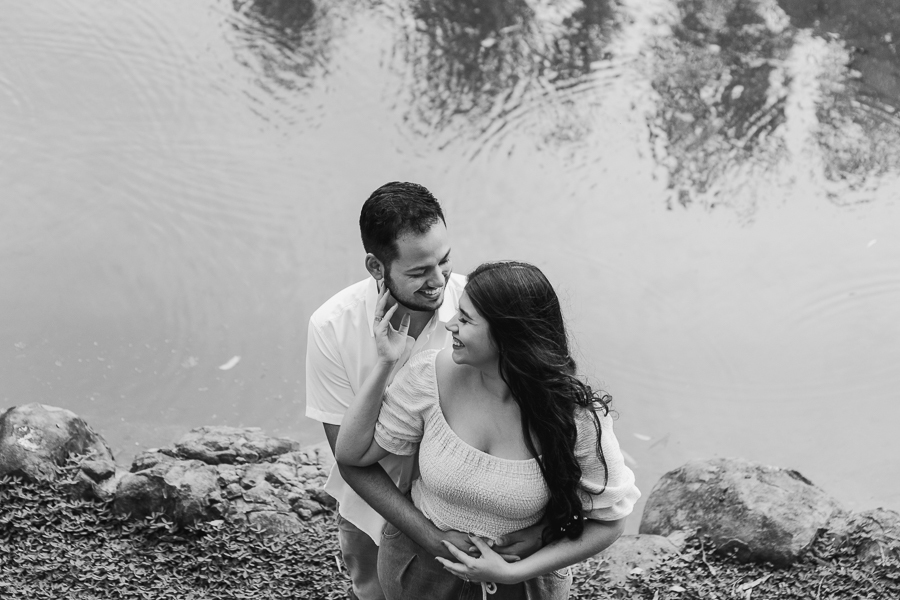 PRE CASAMENTO REALIZADO NO EDEN GARDEN MARINGA PARANA E FOTOGRAFADO POR LUCAS DREHER FOTOGRAFIA DE CASAMENTOS E CASAIS