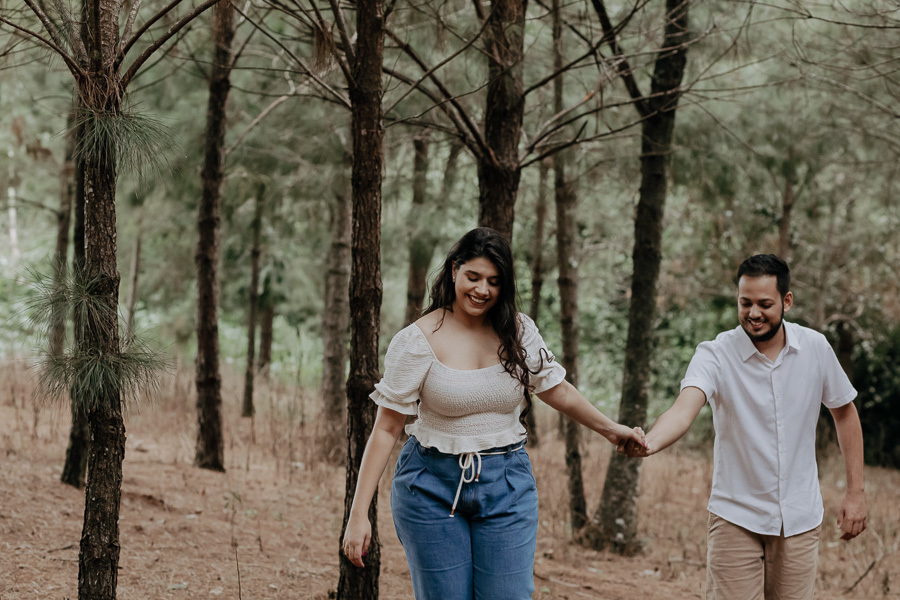 PRE CASAMENTO REALIZADO NO EDEN GARDEN MARINGA PARANA E FOTOGRAFADO POR LUCAS DREHER FOTOGRAFIA DE CASAMENTOS E CASAIS