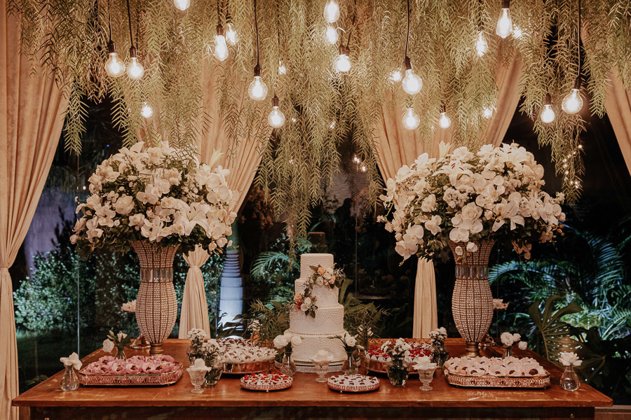RECEPÇÃO DE CASAMENTO REALIZADO NO SALAO DO MANANCIAL VALE AZUL EM SARANDI NO PARANA