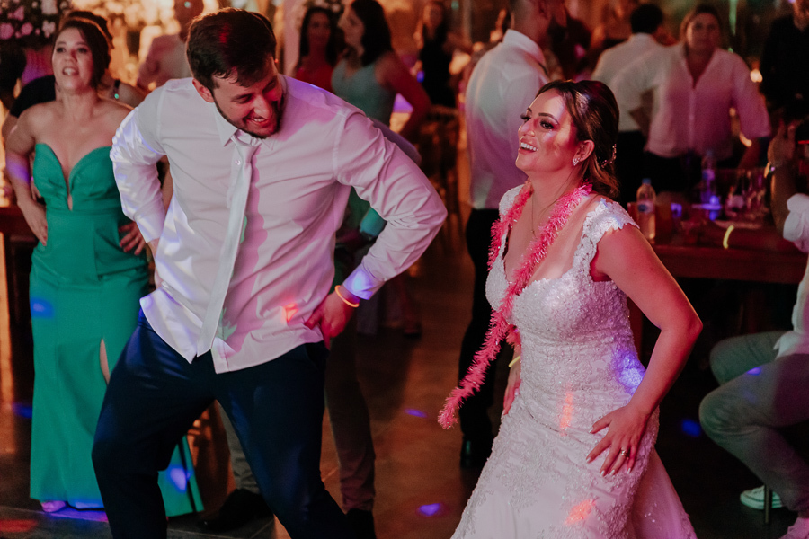 RECEPÇÃO DE CASAMENTO REALIZADO NO SALAO DO MANANCIAL VALE AZUL EM SARANDI NO PARANA